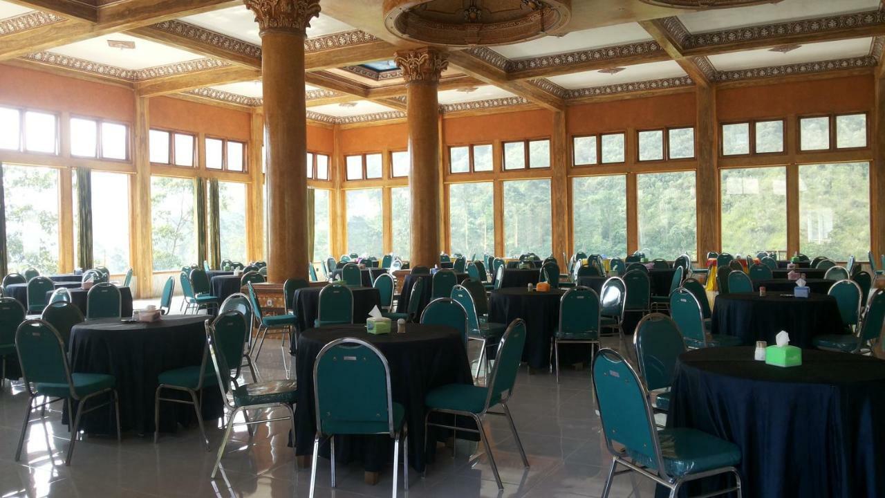 فندق ناديا برومو المظهر الخارجي الصورة